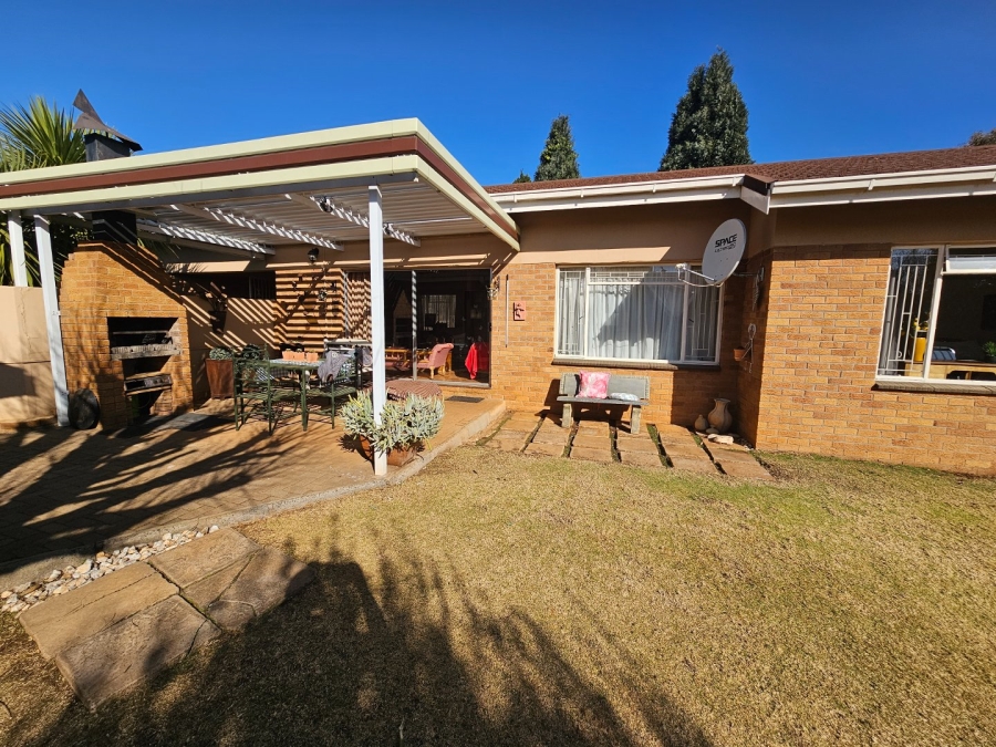 5 Bedroom Property for Sale in Panorama Free State